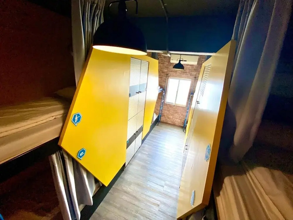 Hive BnB 蜂巢膠囊旅店 - 花蓮火車站旁背包客青旅 - 步行5分鐘