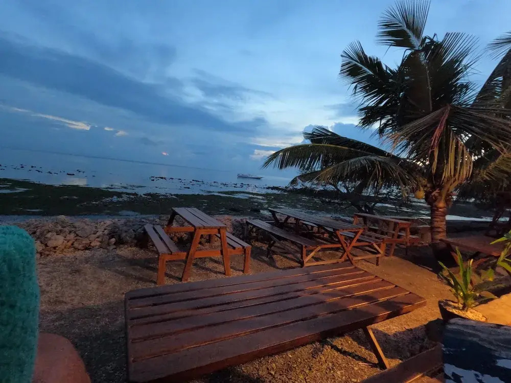 Maryan Moyo Bungalows & Resto