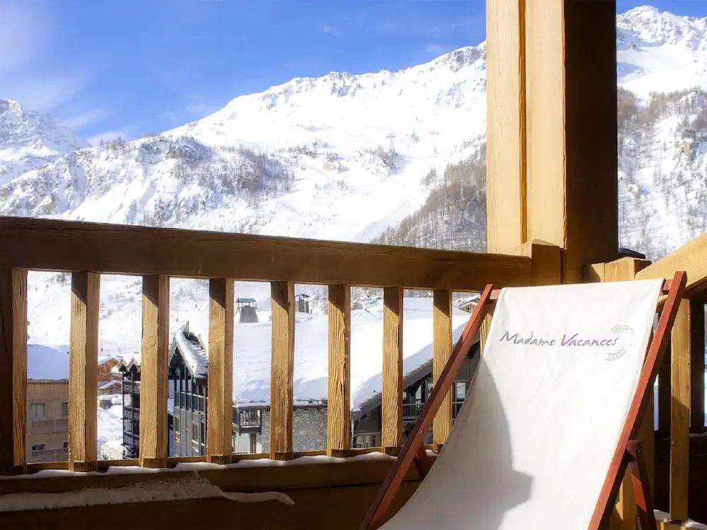 Savoyards and rustic studio in the heart of Val d'Isère