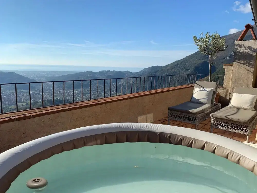 Peaceful Holiday Home in Camaiore With Terrace
