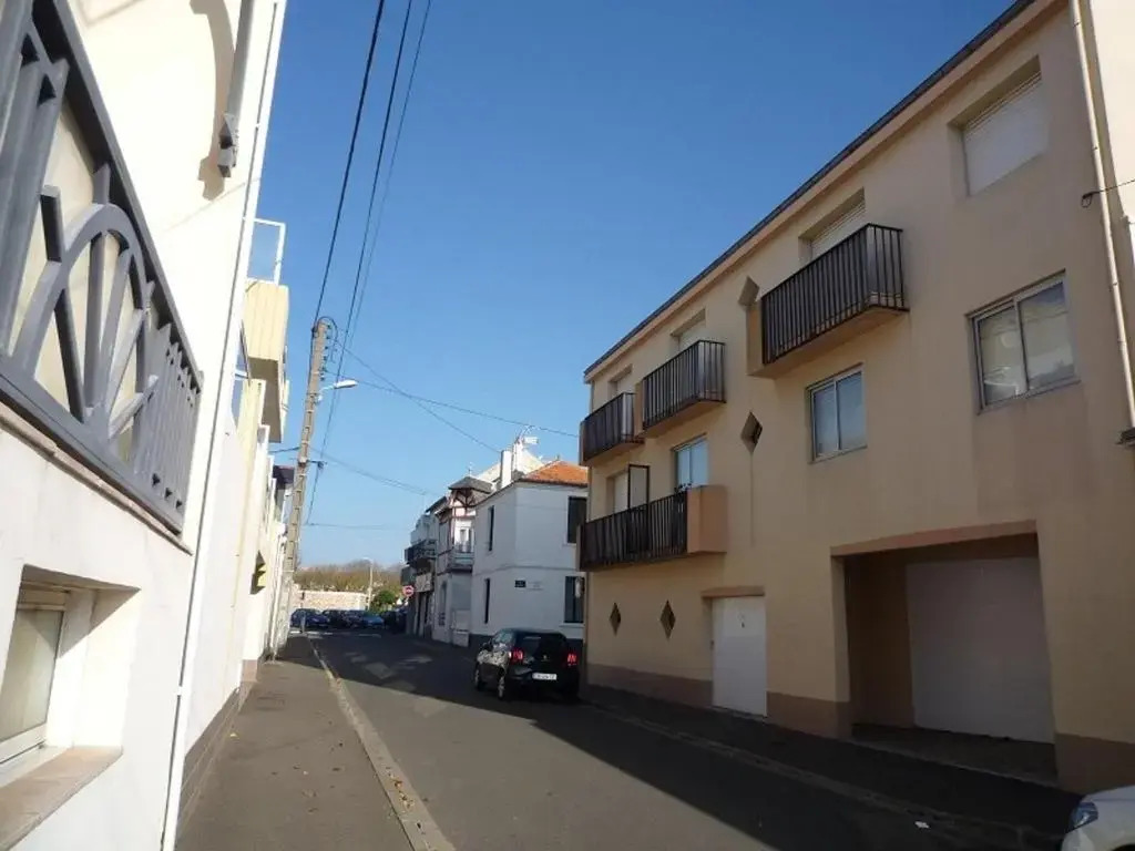 Appartement Les Sables-d'Olonne, 1 pièce, 2 personnes - FR-1-92-760
