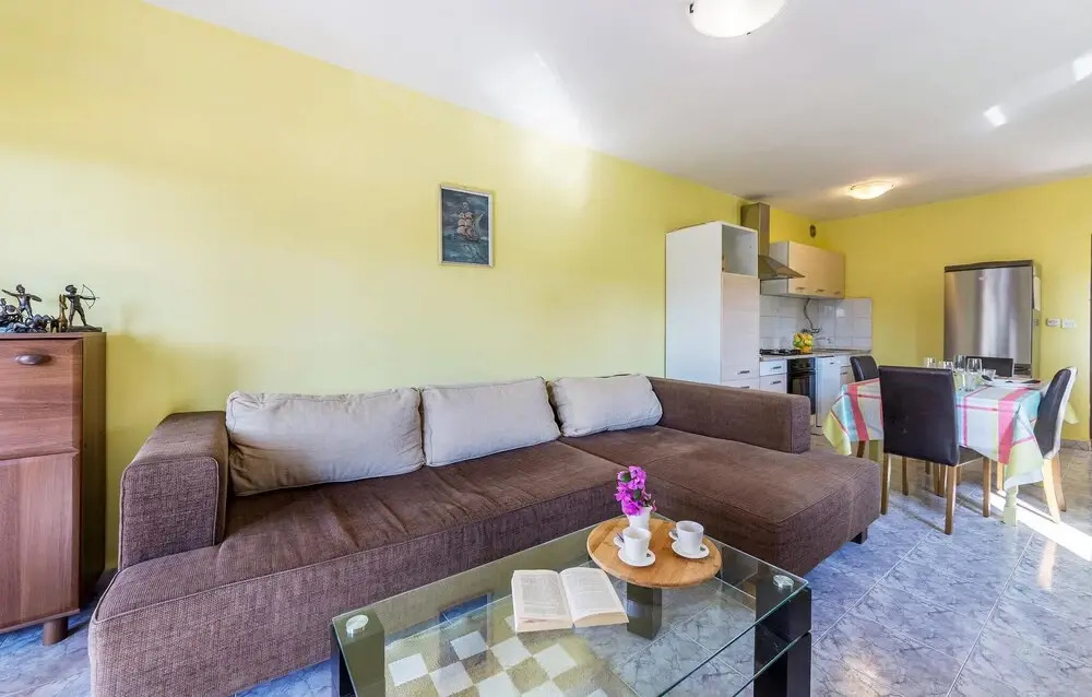 Awesome Home in Pula With Wifi and 2 Bedrooms
