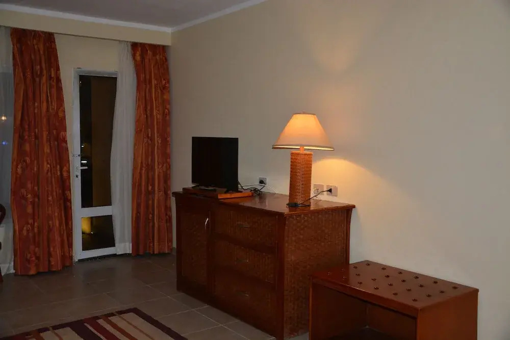 Magic Stay at Le Mirage Hotel