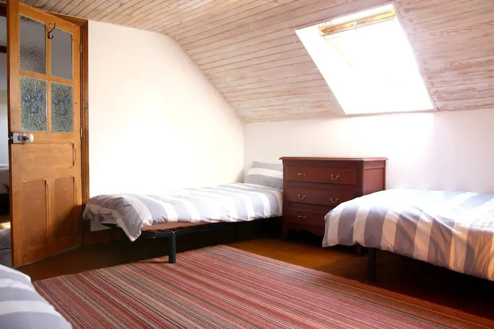 House With 2 Bedrooms in Plounérin, With Pool Access, Furnished Garden