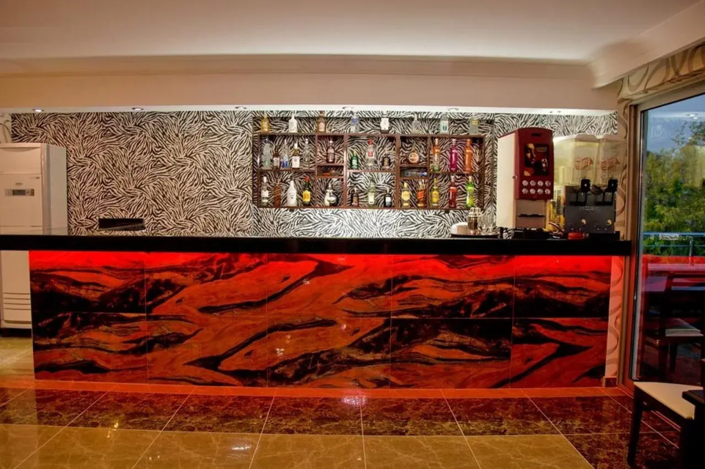 Oji Beach Hotel