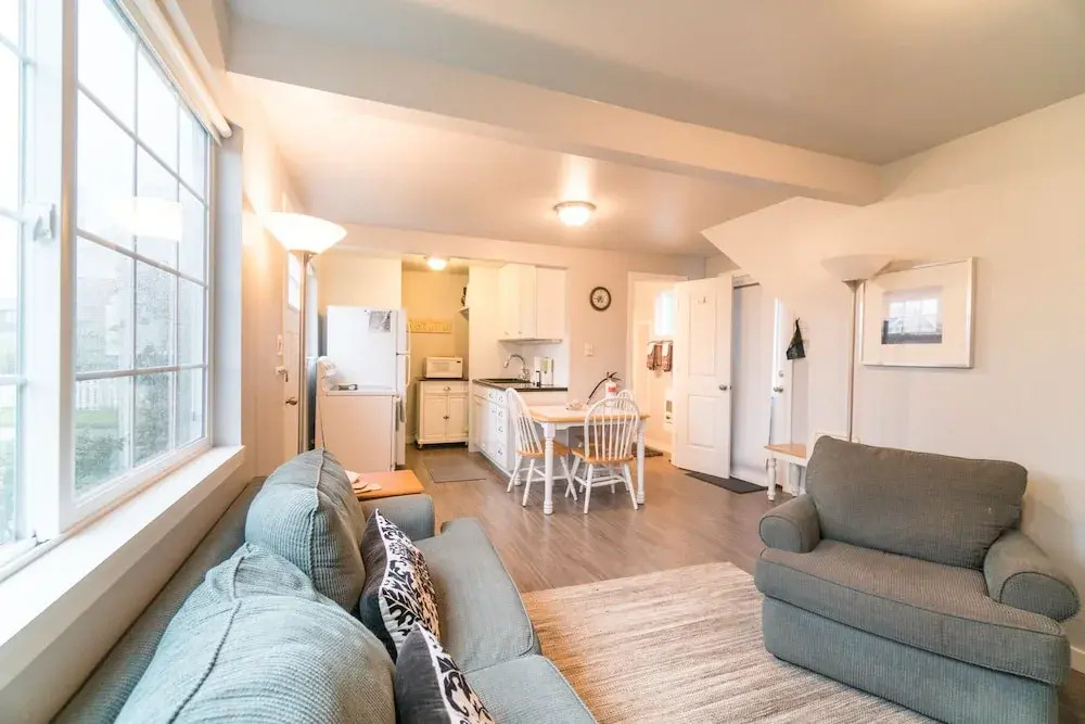 622 Holladay 1 Bedroom 1 Bathroom Home