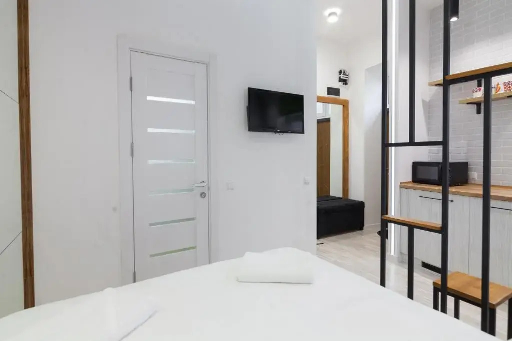 LEOGRAND Loft-studio on Tamanska 8