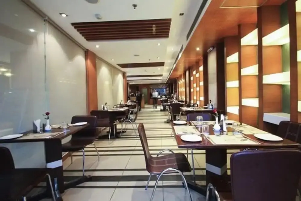 O2 VIP Hotel