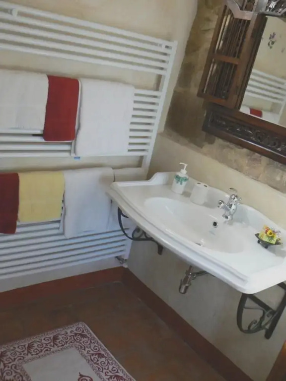 Apartment With one Bedroom in Monte San Savino, With Wonderful Mountain View, Pool Access, Furnished Terrace