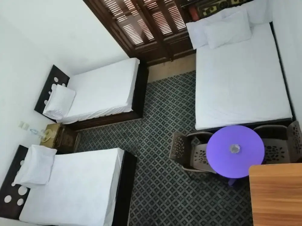Voyage Hotel
