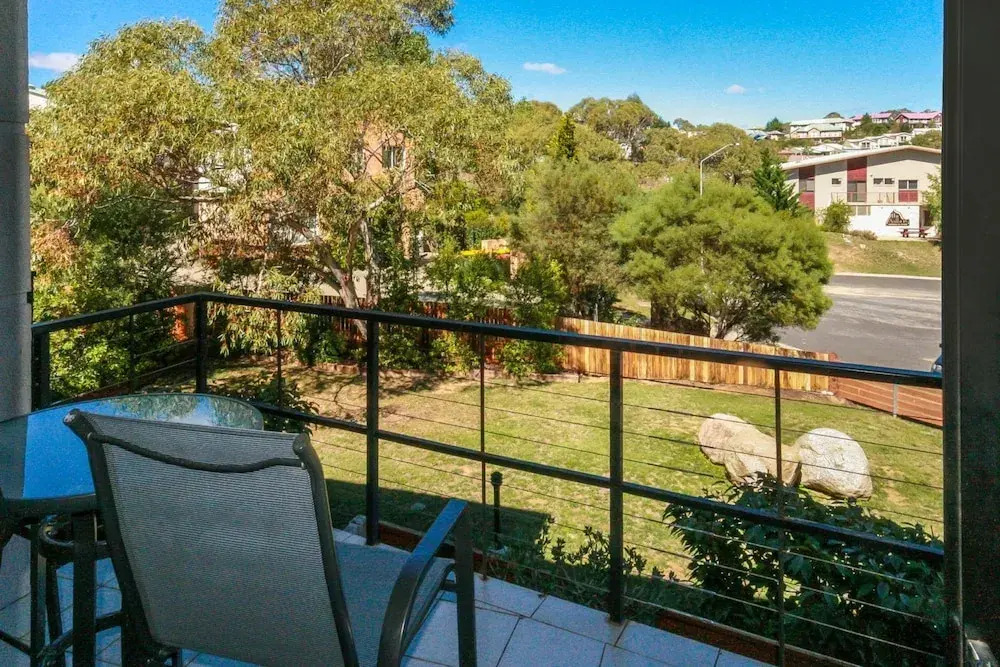 Khione 6 - Modern 2 bedroom Townhouse