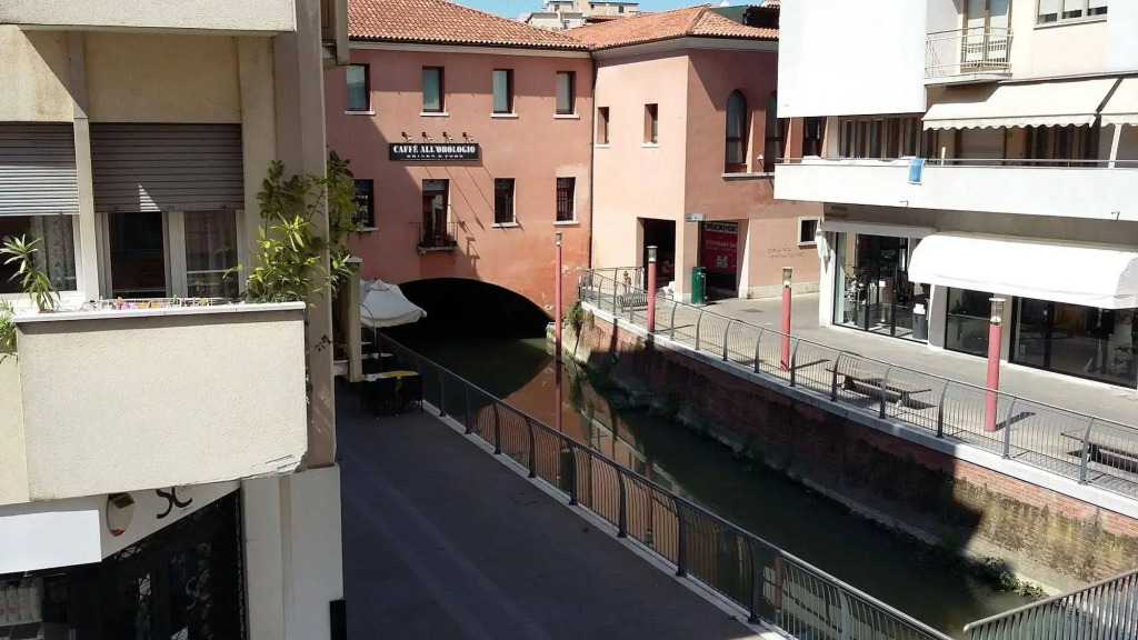 Venice Bella