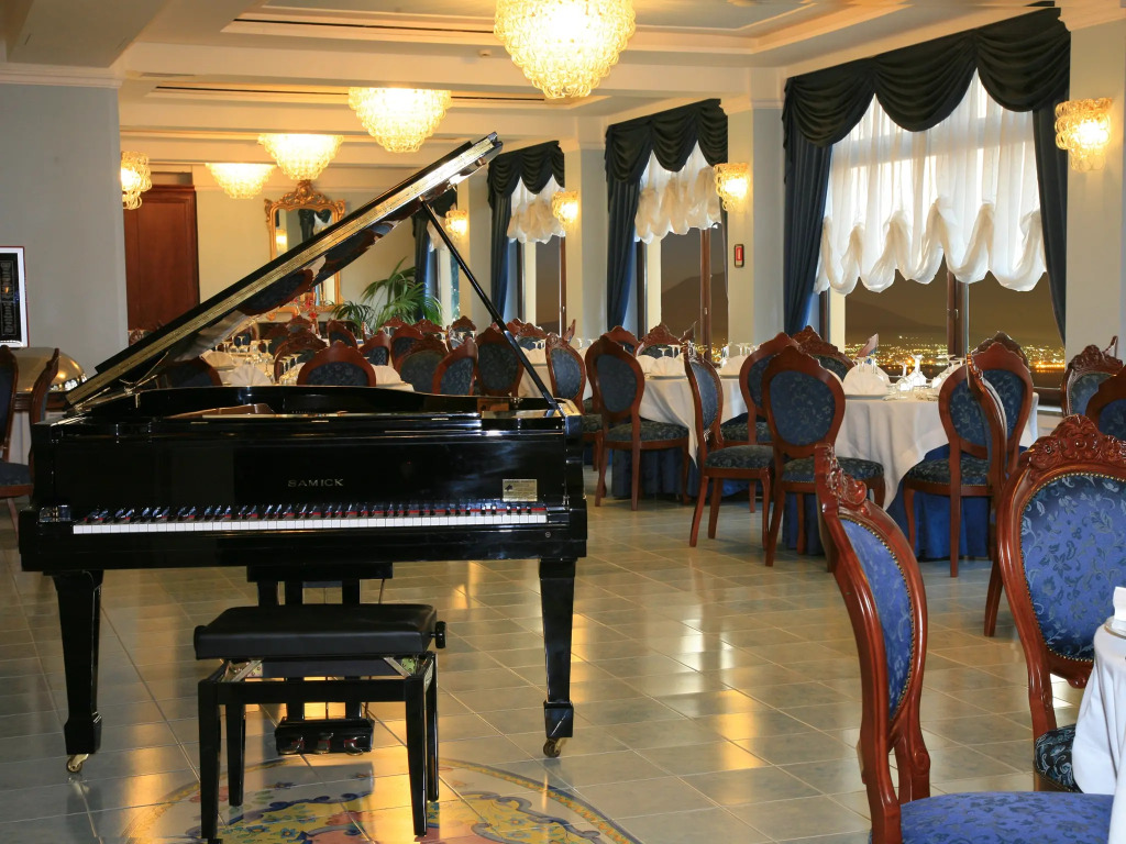 La Panoramica Hotel