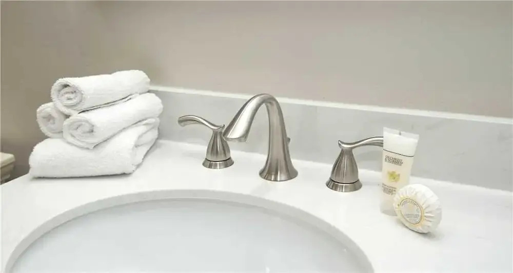 380 E. Hurd Lane 2 Bedrooms 2 Bathrooms Townhouse