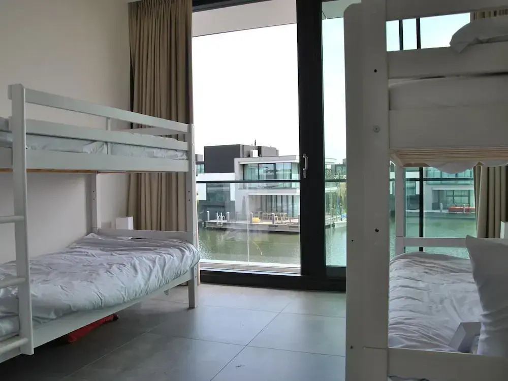 Waterfront holiday home in Arnemuiden