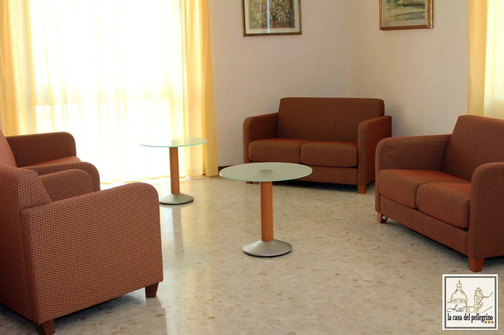Hotel La Casa Del Pellegrino