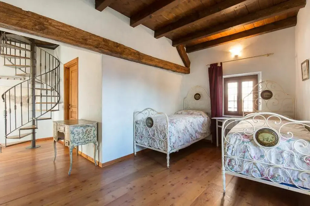 Villa Elisette by Impero House