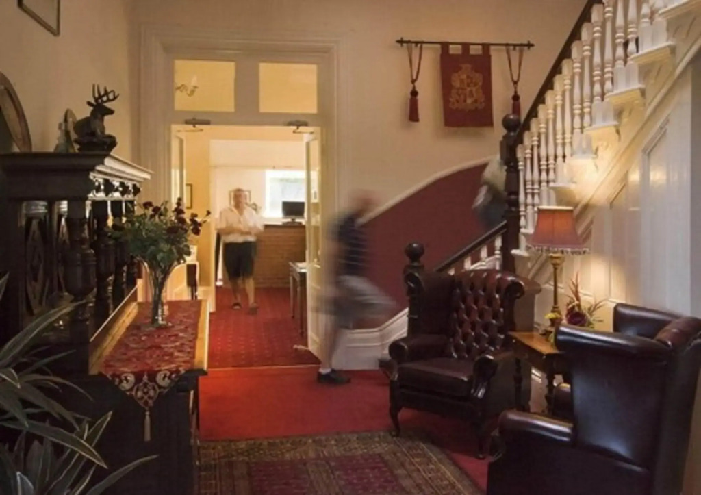 Bourne Hall Country Hotel