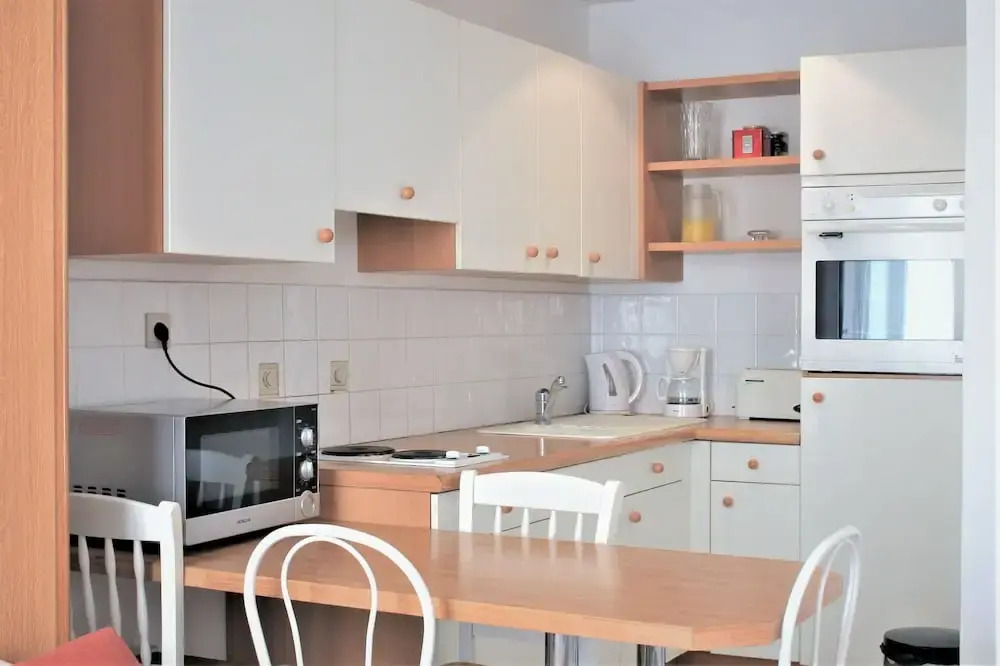 Central Studio with 2 Double Beds