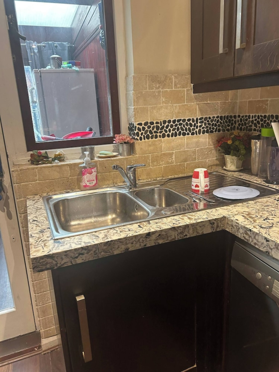 Cosy Family Home With Full Amenities