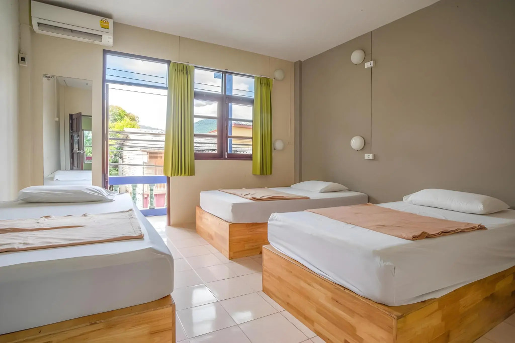 Echo Beach Hostel
