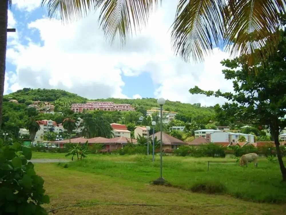 Apartment With 2 Bedrooms in Les Trois-îlets, With Wonderful sea View, Enclosed Garden and Wifi - 150 m From the Beach