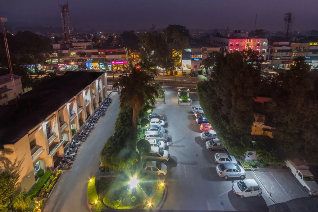 Hotel Madhuban