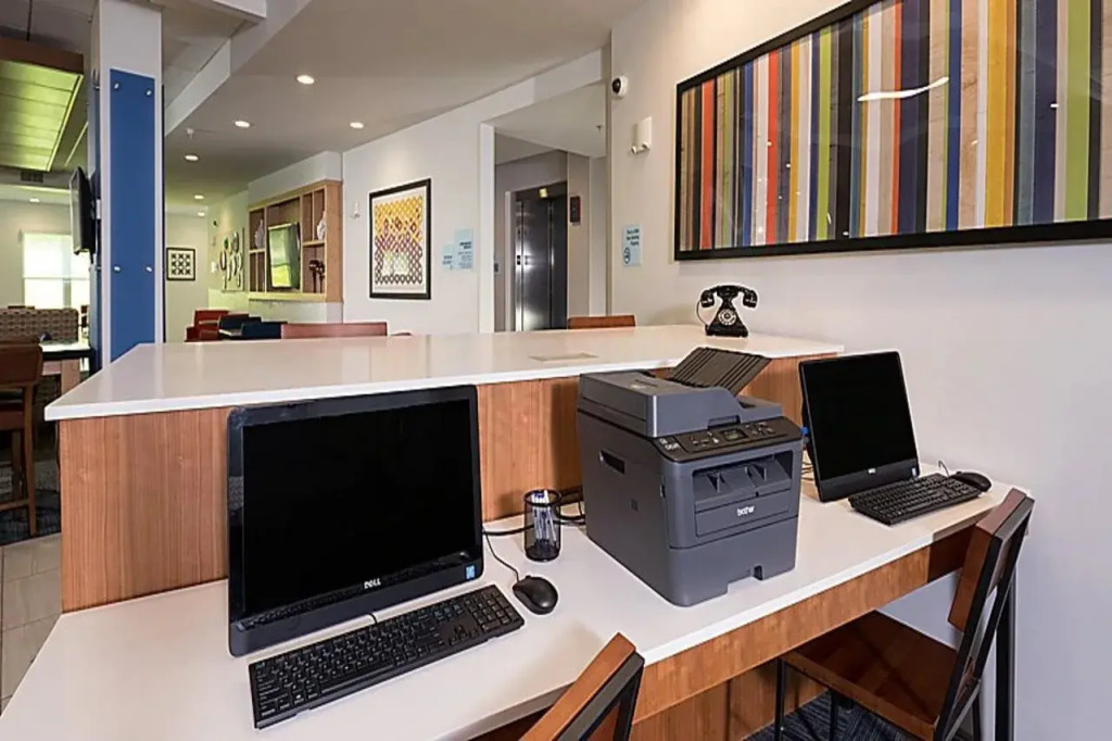 Holiday Inn Express & Suites Michigan City by IHG