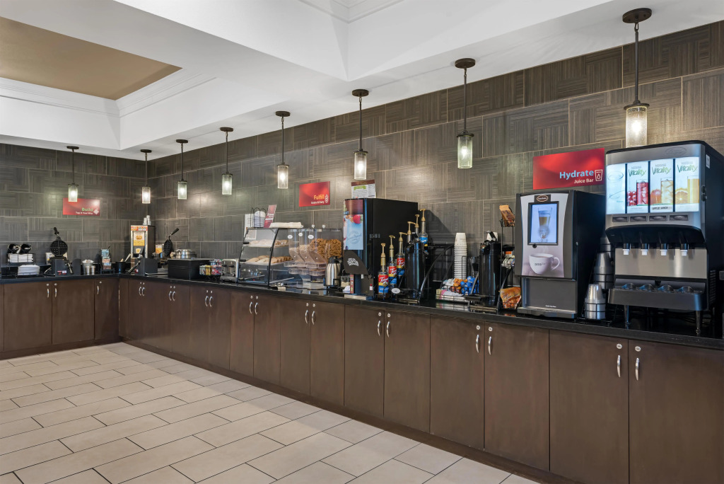Best Western Plus Overland Inn