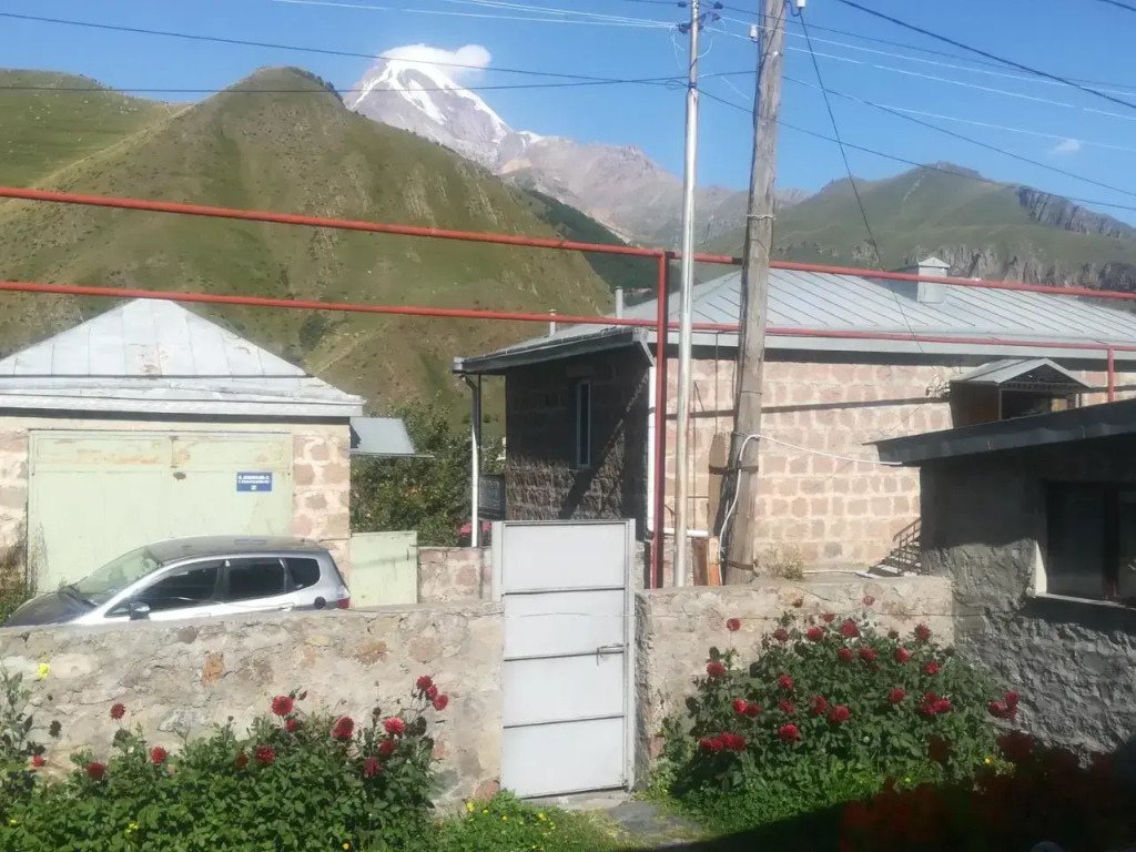 guest house lela rezo
