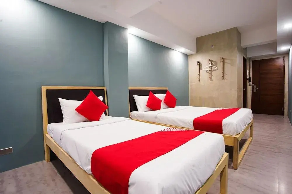 Oyo 188 Mikos Residences Bonifacio