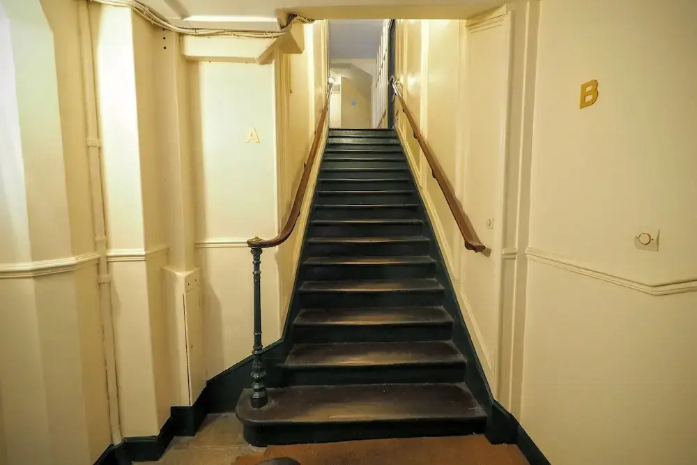 Louvre Elegant ChicSuites