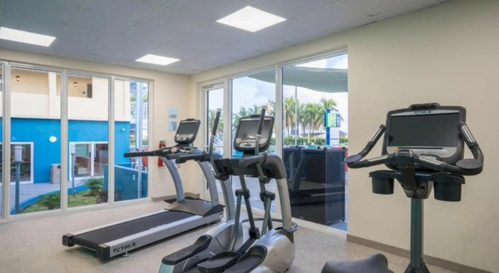 Holiday Inn Express & Suites Nassau by IHG