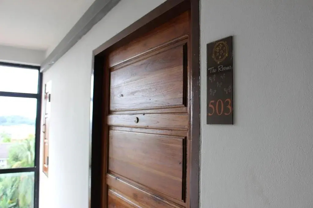 The Rooms Residence
