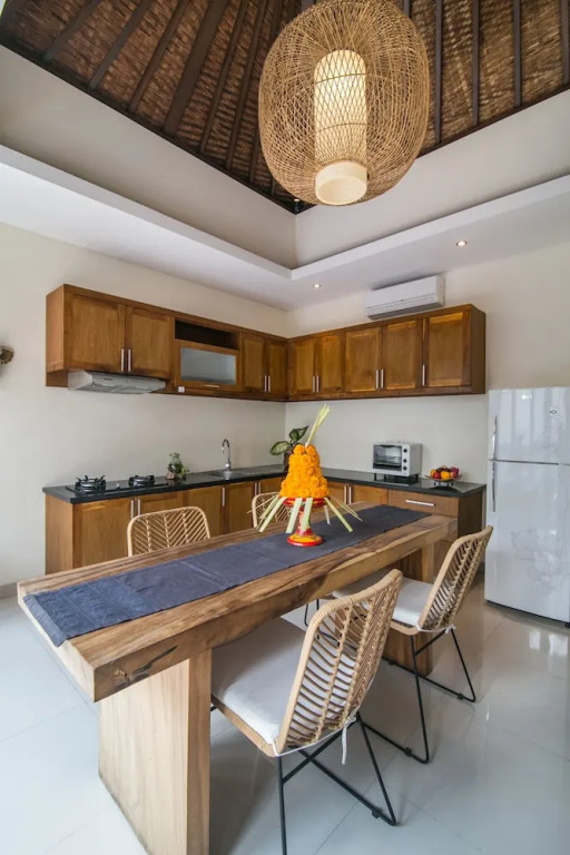 MariJo Villa