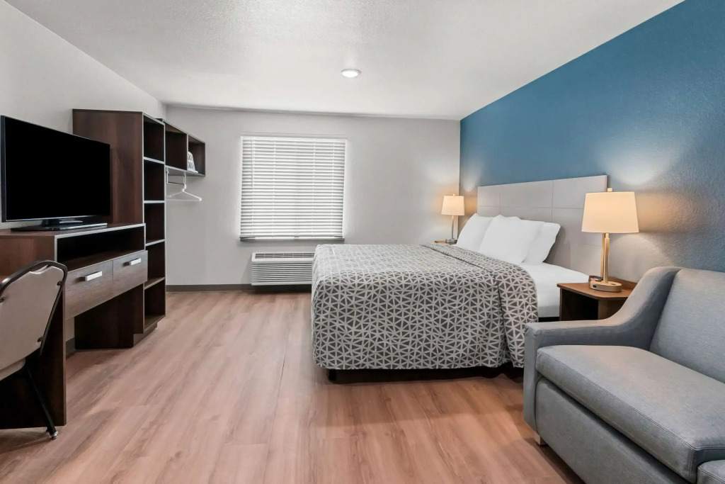 Woodspring Suites Waco South