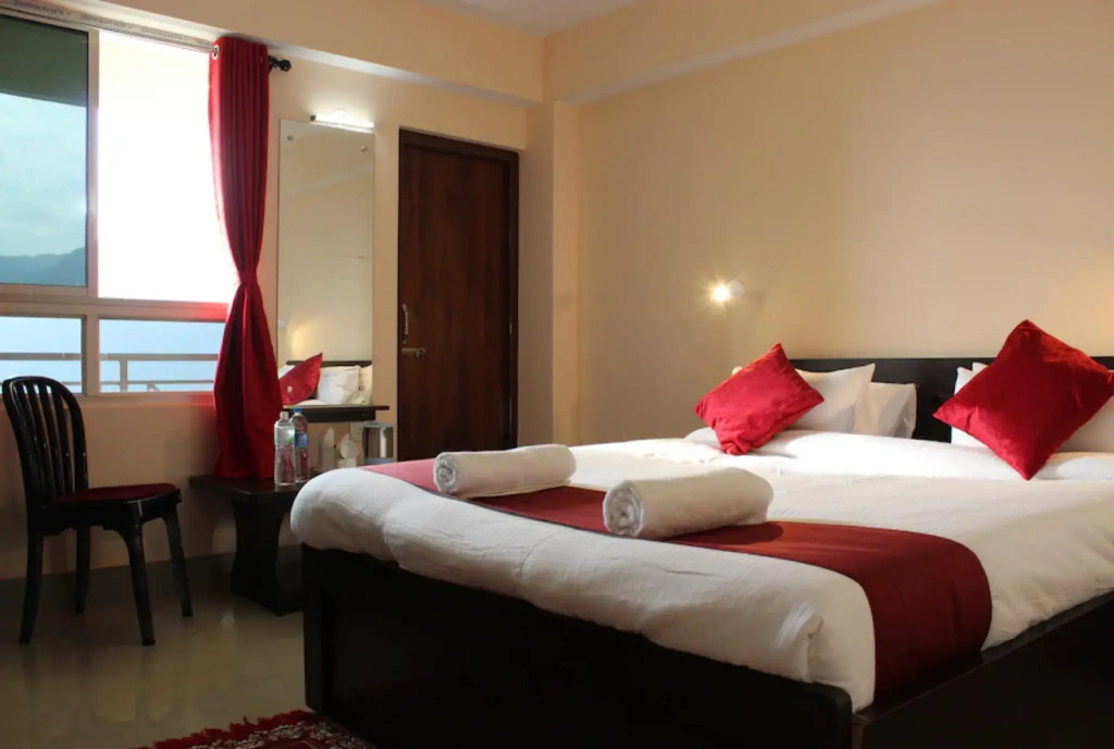 Goroomgo The Bankhim Residency Gangtok