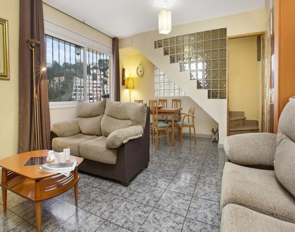 Villa in Costa Brava With Sea Views & Pool