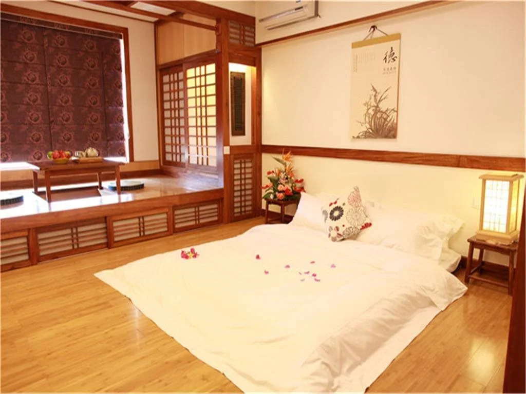 Sanya Little Fish Hot Spring Hotel