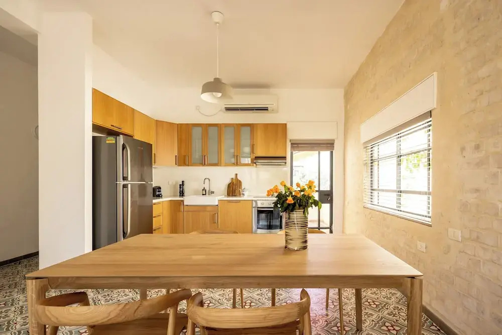 Rustic Charm Tel Aviv CTR by Sea N' Rent