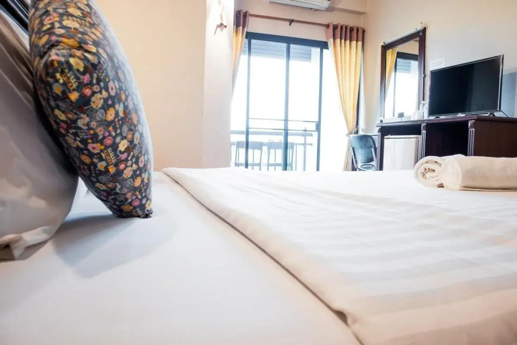 Phaya Inn