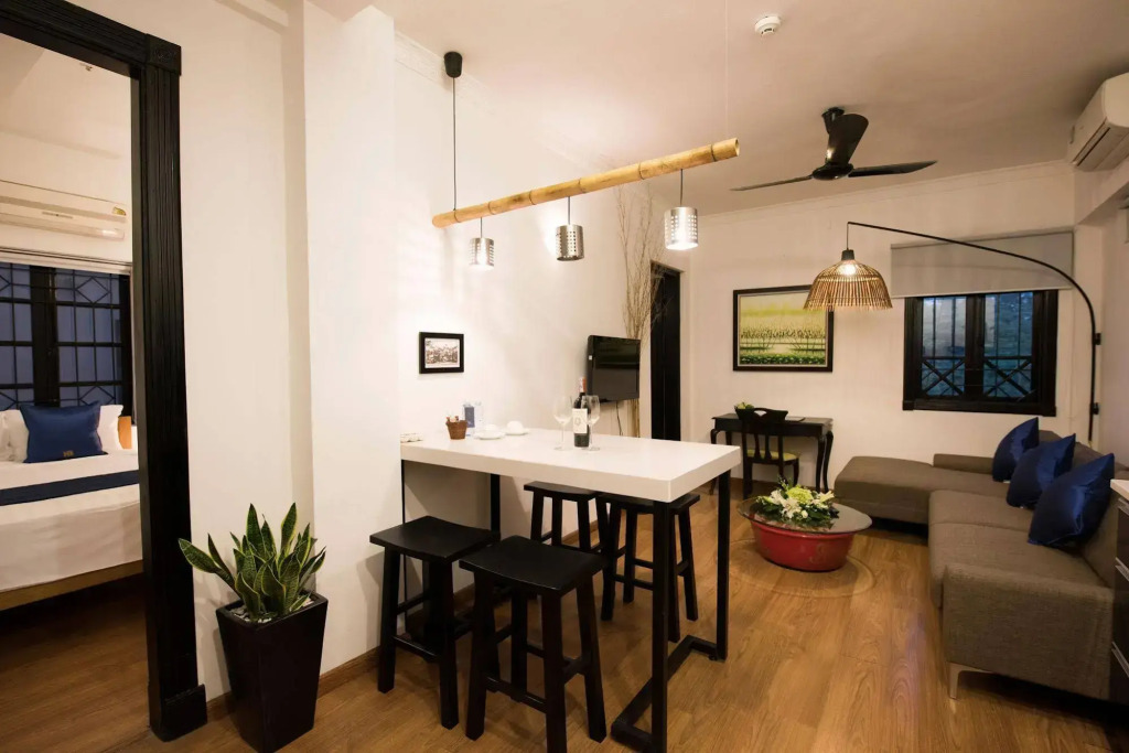 Hoa Binh Hotel