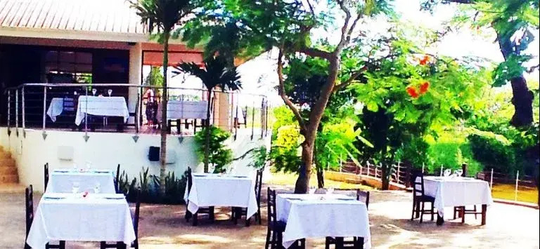 Wellesley Palms Hotel