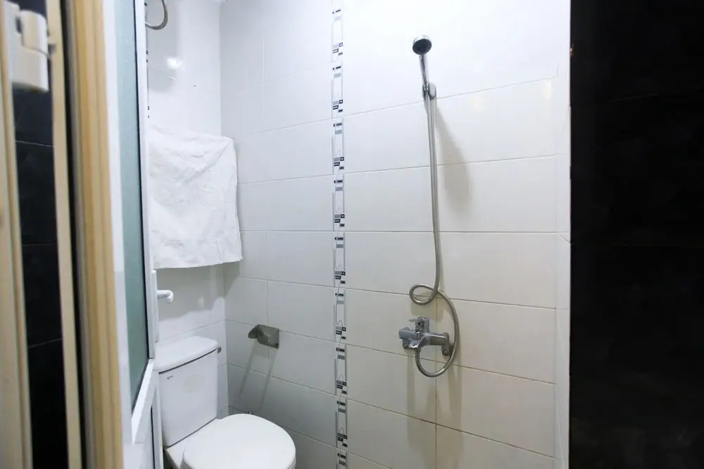 OYO 1072 Dragon Hotel