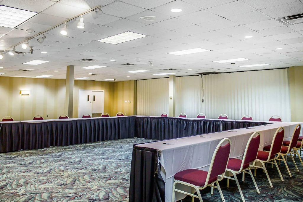 Wilkes-Barre Inn & Suites