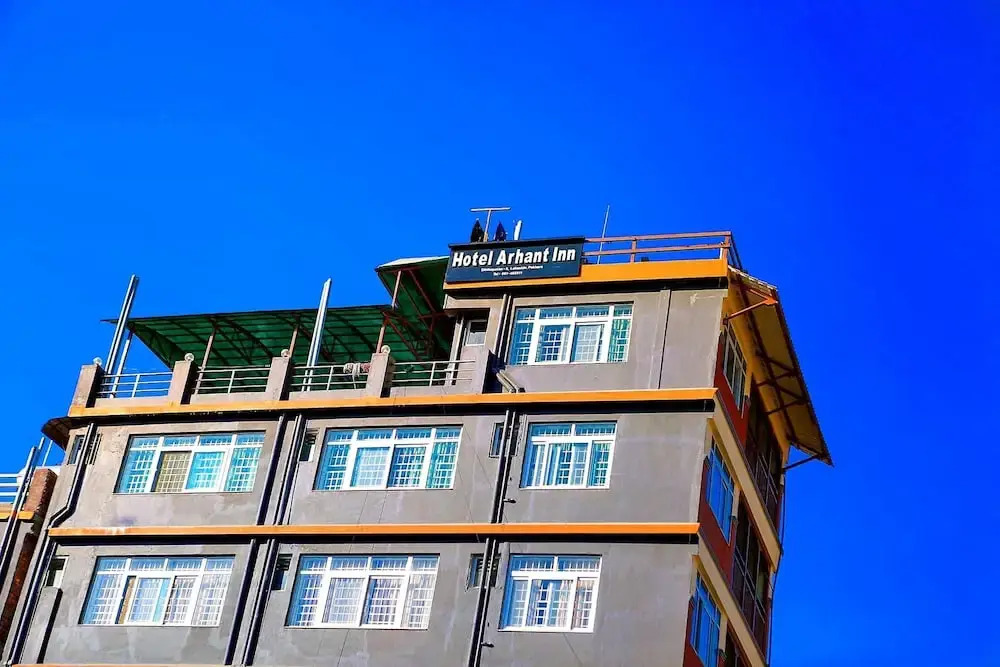 OYO 163 Hotel Arhant Inn