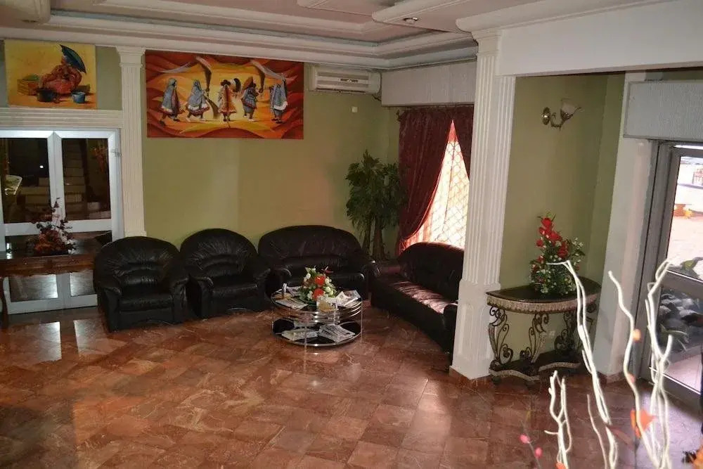 Le Luxtral Hôtel