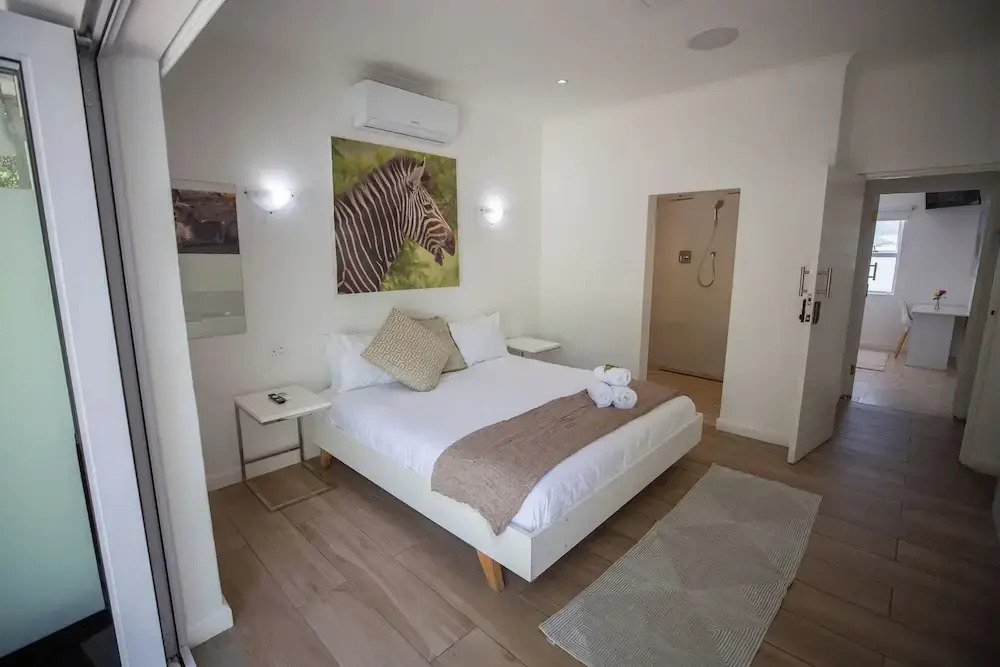 theLAB Luxury Backpackers
