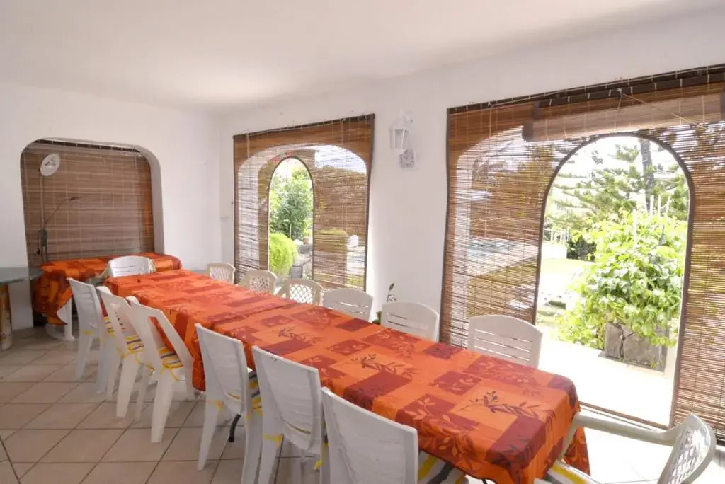Spacious villa with sea view in Trou DEau Douce