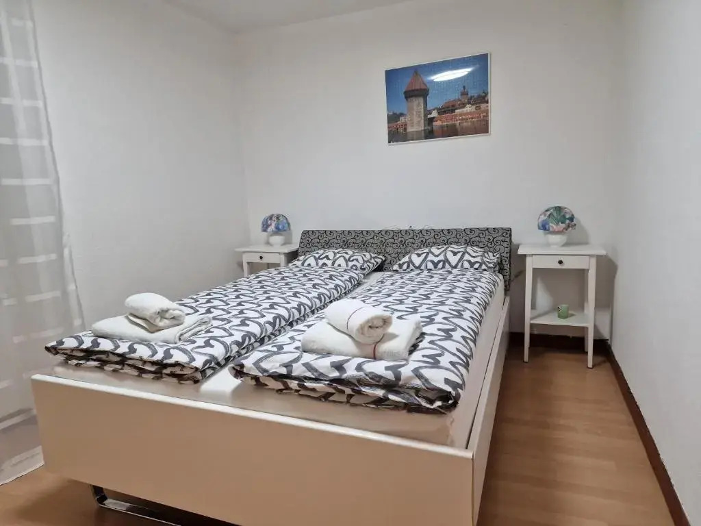 Bastis Central Guesthouse Lucerne City